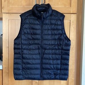 Mens Uniqlo Nylon Vest